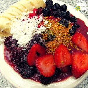 Swami's Cafe acai bowl