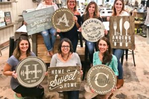 wood-pallet-sign-class-lazy-susan-painting-party