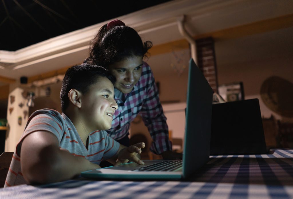 mom and child on computer